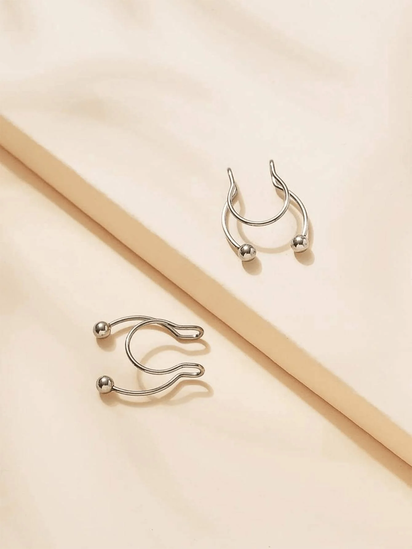 2pcs Stainless Steel Clip-On N - Body Jewelry Nose Studs のレビューと価格