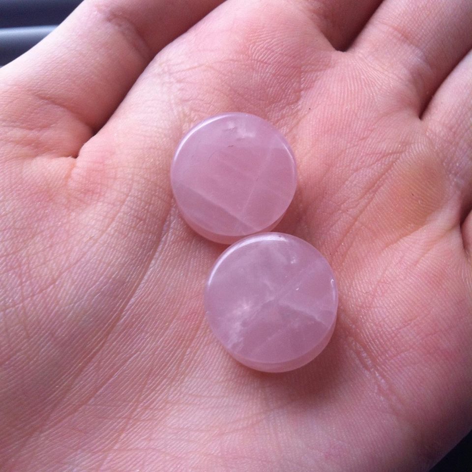 2Pc Pink Quartz Organic Stone  - Body Jewelry Gauge Sizes のレビューと価格