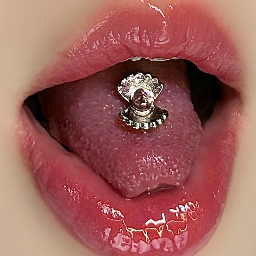 2026 Unique Shell Tongue Ring  - Body Jewelry Surgical Steel のレビューと価格
