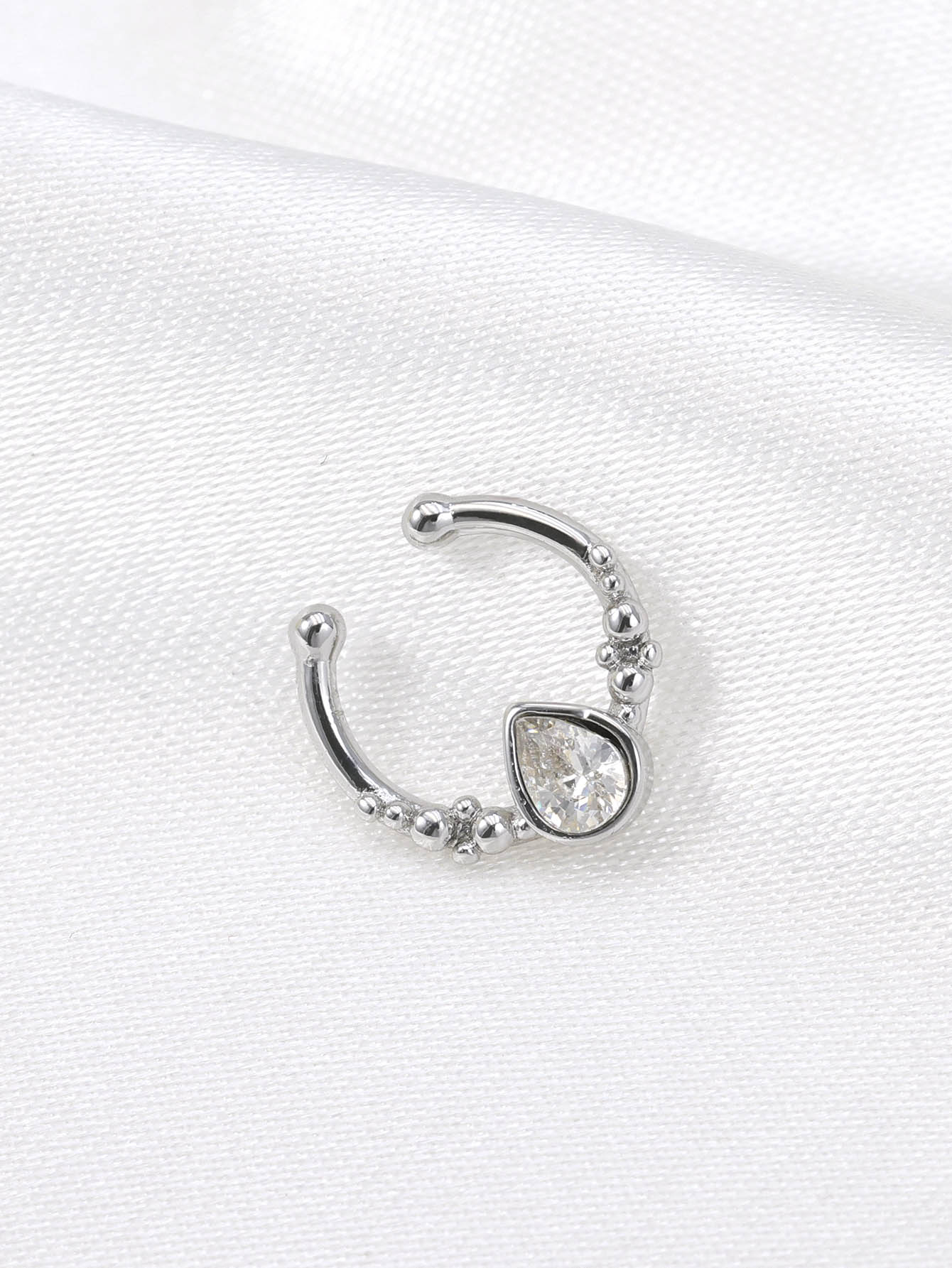 Stainless Steel Horseshoe Wate - Body Jewelry Nose Studs のレビューと価格