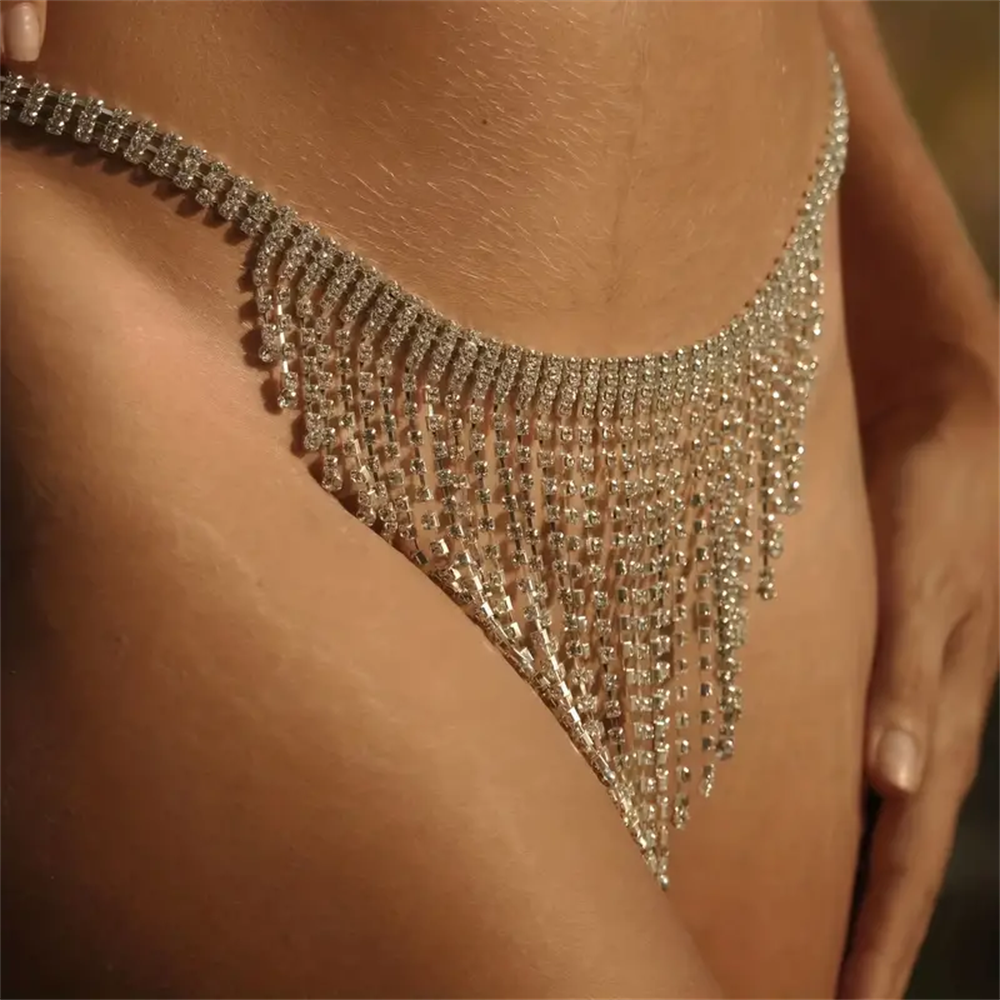 Sexy Crystal Tassel Thong Shor - Body Jewelry Harness のレビューと価格
